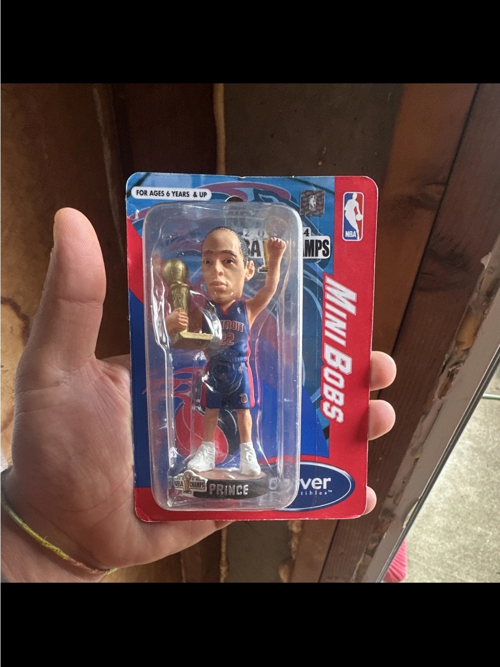 Mini Bobs NBA Detroit Pistons Tayshaun Prince Basketball Figurine - Blue and Red